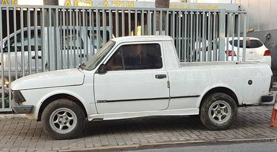 FIAT 147 1.3 PICK-UP CITY CS 8V ÁLCOOL 2P MANUAL FIAT 147 1.3 PICK-UP CITY CS 8V ÁLCOOL 2P MANUAL